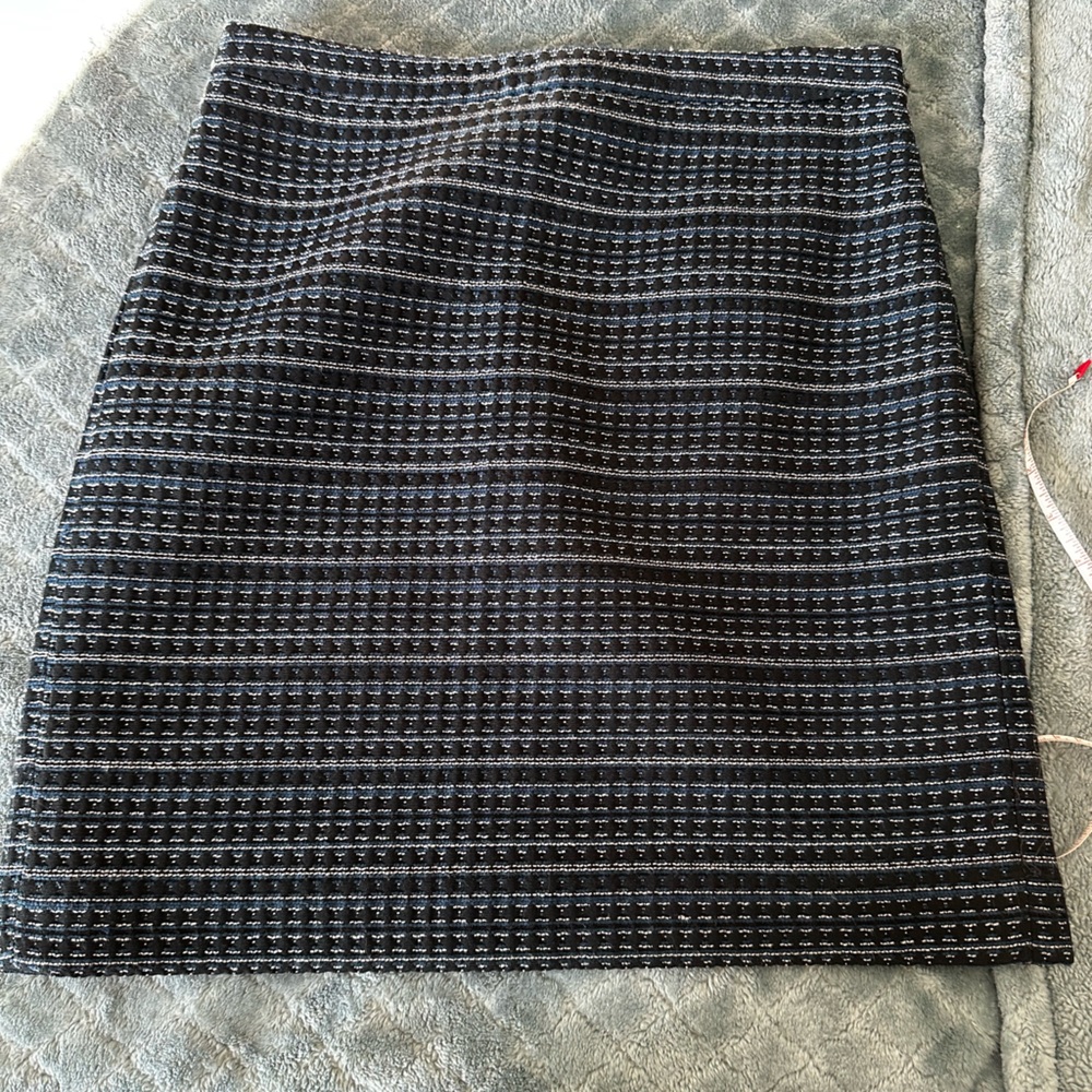 🖤 LOFT Textured Mini Skirt Size 2 Black Blue Woven Lined